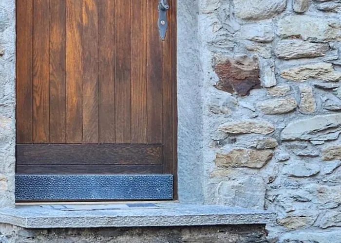 Oda ve Kahvaltı Boutique La Quiete Del Bosco - A Plant-based Mesocco